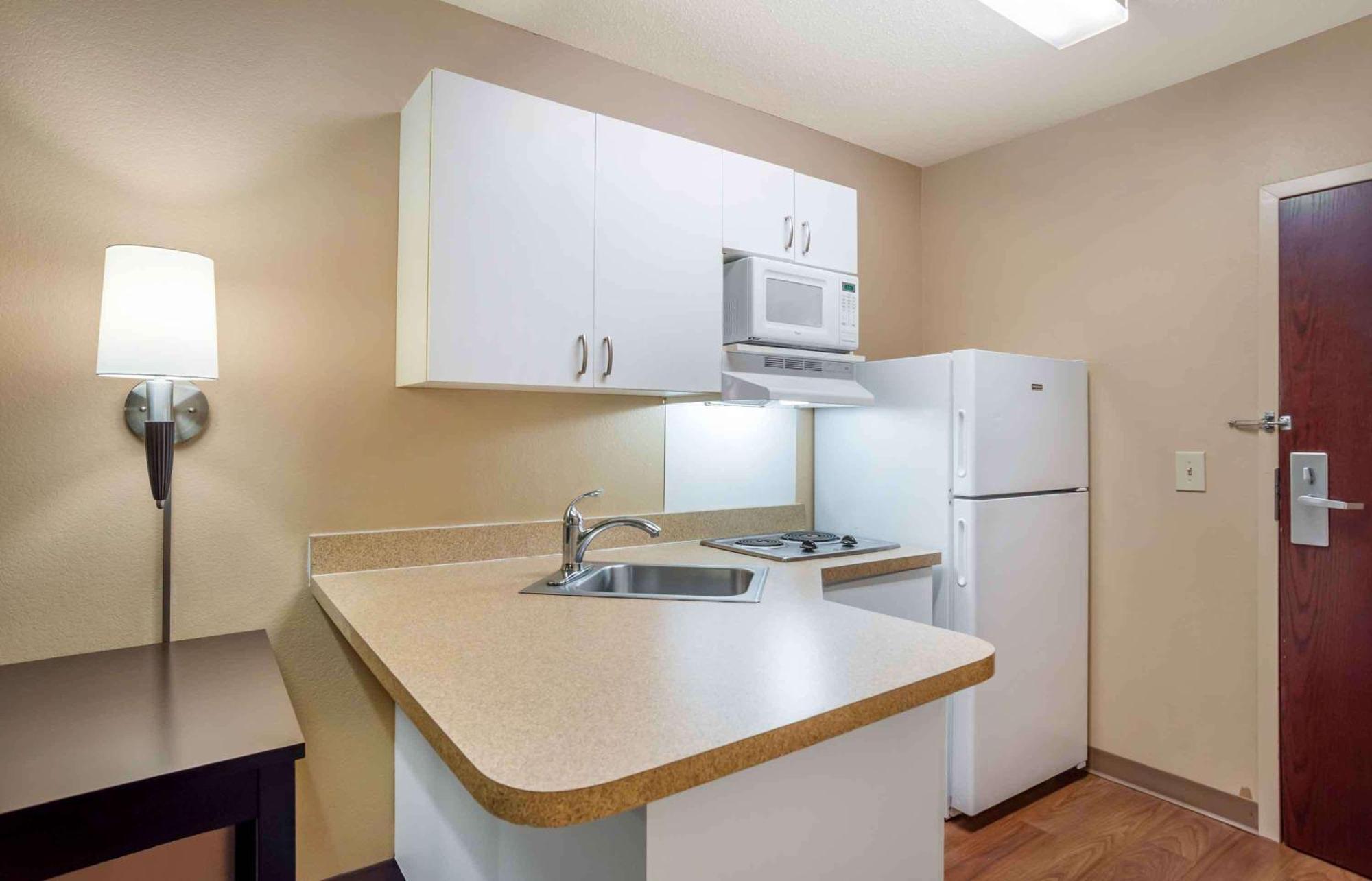 Extended Stay America Select Suites - Baton Rouge - Citiplace Екстериор снимка