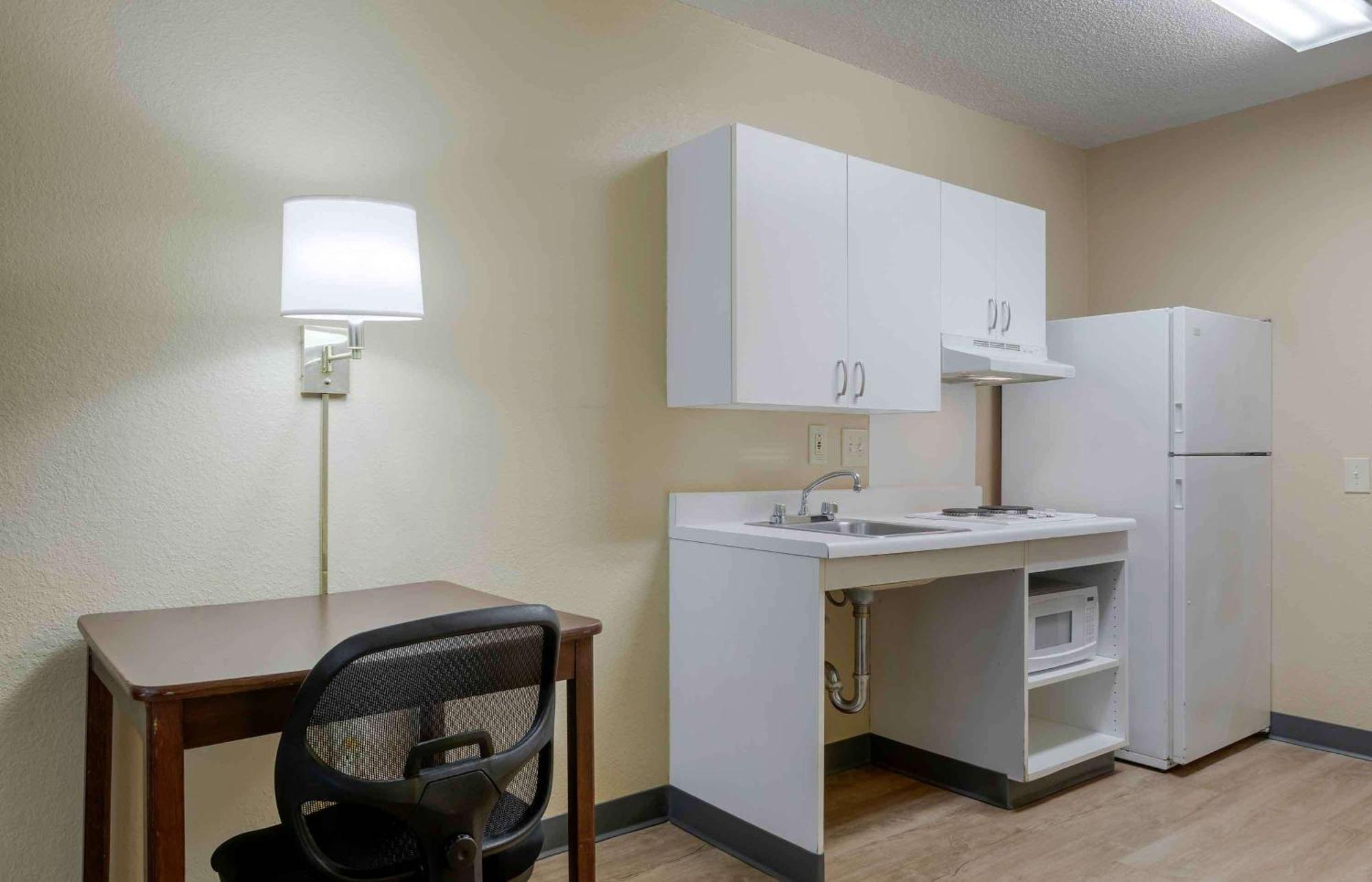 Extended Stay America Select Suites - Baton Rouge - Citiplace Екстериор снимка