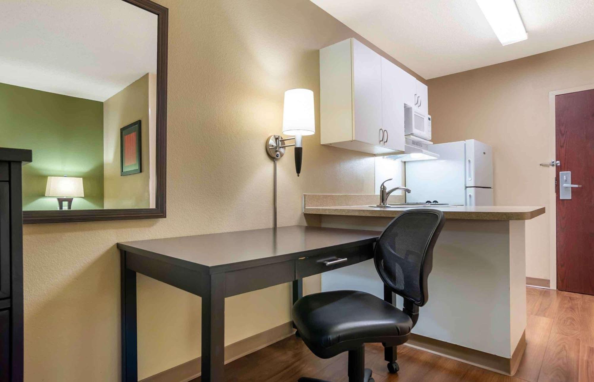 Extended Stay America Select Suites - Baton Rouge - Citiplace Екстериор снимка